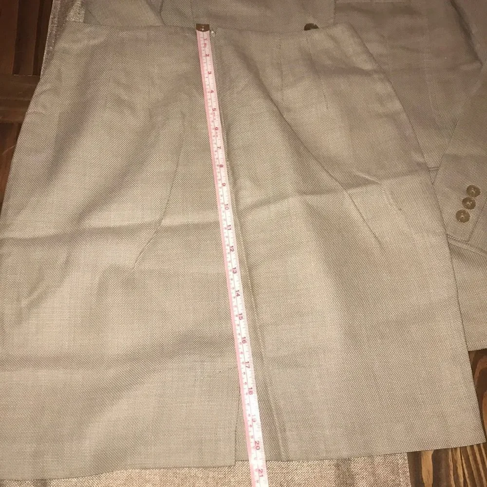 Ellen Tracy Wool Skirt Suit Set